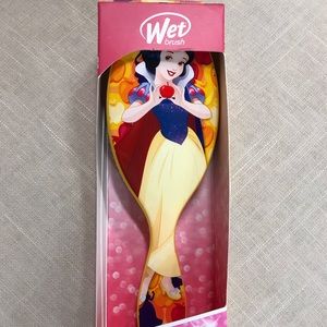 New Disney Wet Brush